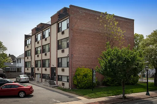 Fairfield Terrace At Lynbrook Village Photo 1