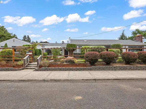 602 N Juniper St, Canby, OR 97013