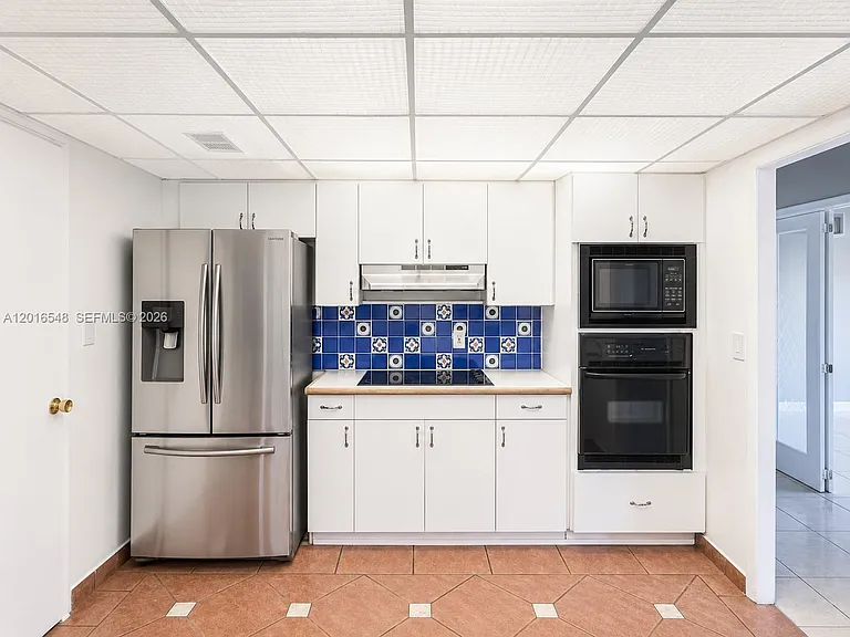 110 Salamanca Ave #PENTHOUSE — Photo 7