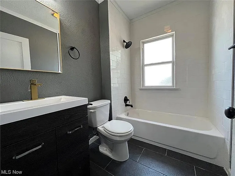 9607 Clifton Blvd #2 — Photo 21