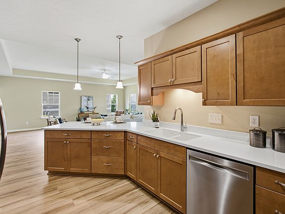 5th image of 5172 Anacostia Dr