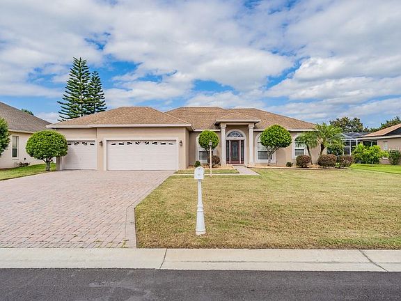 2nd image of 327 Terranova Blvd