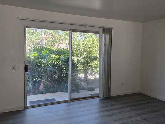 3rd image of 1365 Crafton Ave APT 1016