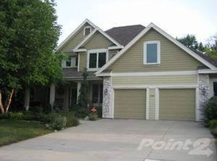5709 Northglenn Dr, Johnston, IA 50131