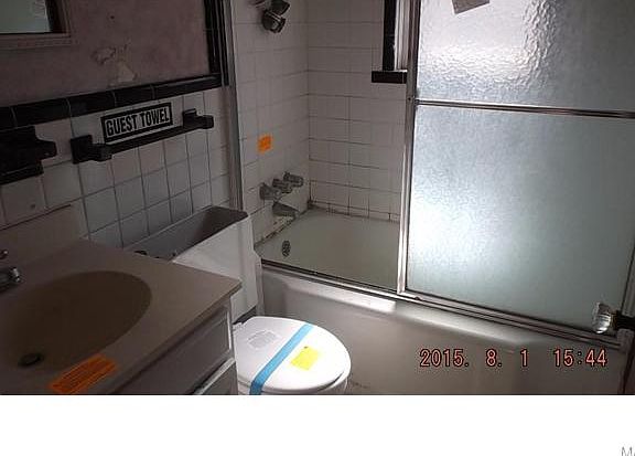 5th image of 3616 Eminence Blvd