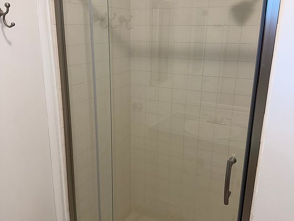 3rd image of 5637 Kent Pl