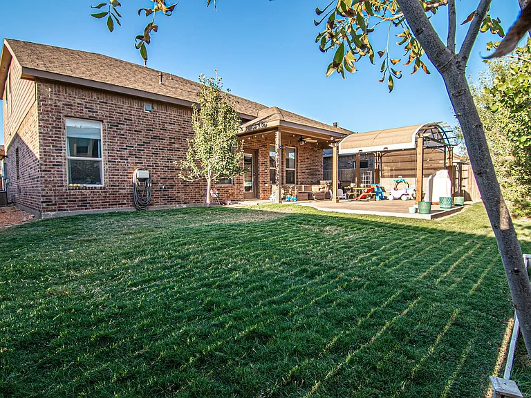 6715 Hall Of Fame Blvd — Photo 18