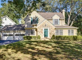 100 W 67th Ter, Kansas City, MO 64113