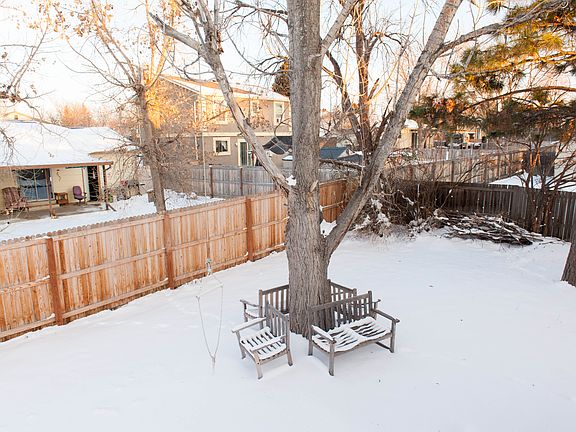 4th image of 1622 S Walden Ct