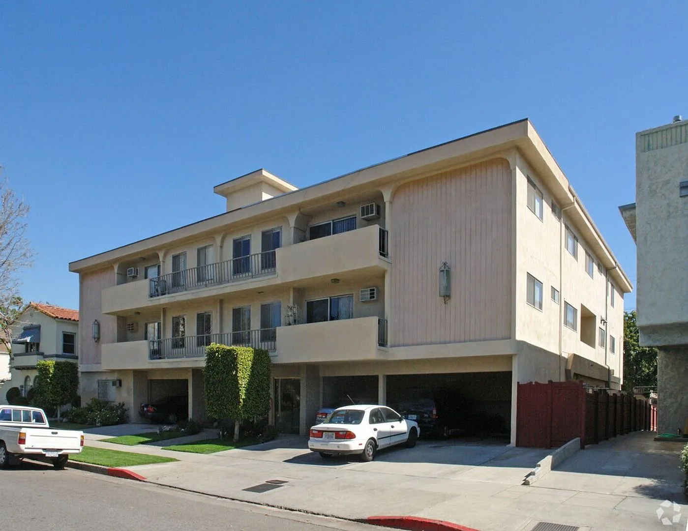 South Oakhurst Luxury Investments LLC — Photo 2