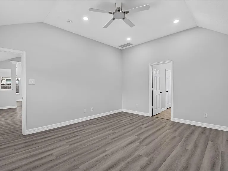 6706 Paigetree Ln — Photo 30