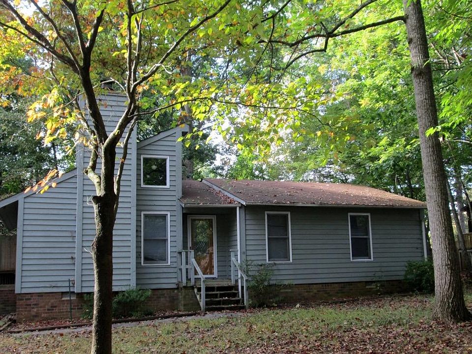 2nd image of 2501 Harley Dr