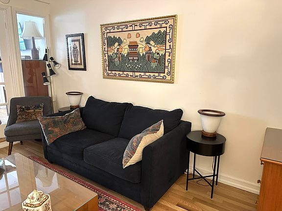 5th image of 251 W 74th St APT 2A