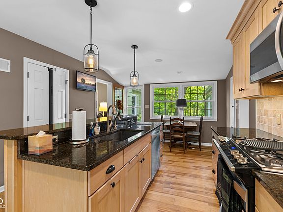 5th image of 9205 Westfield Blvd