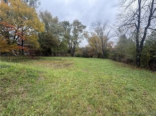 1915 Leon Prall Road, Otisco, IN 47163