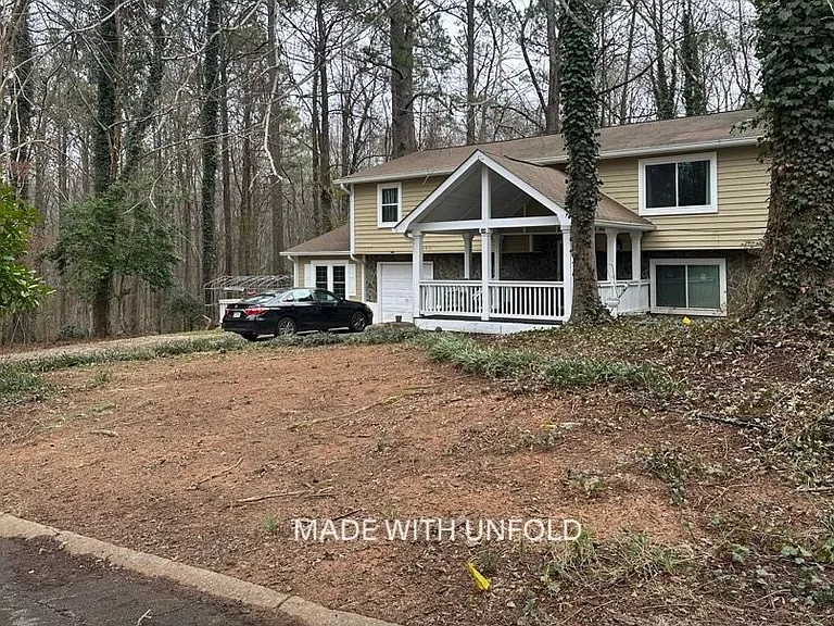 8640 Embrey Dr — Photo 12
