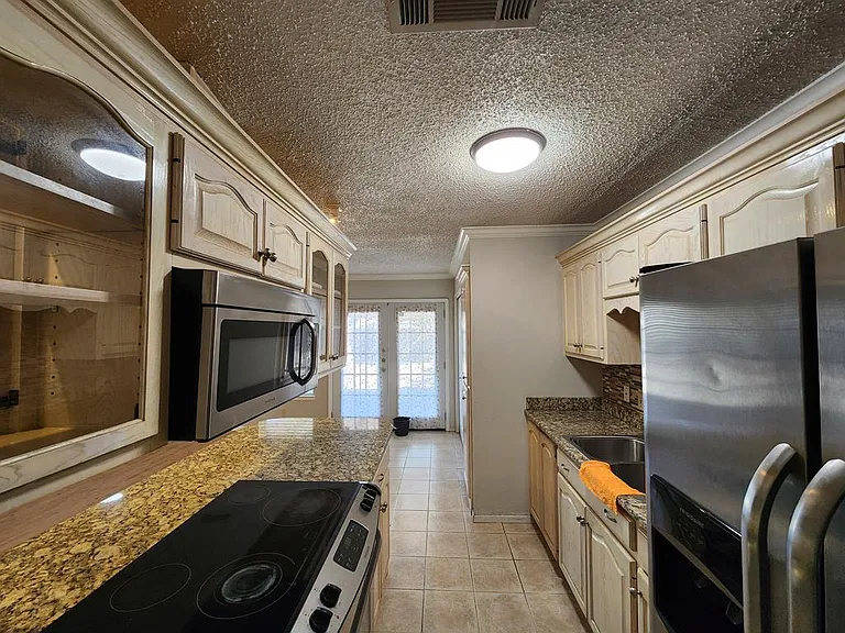 1805 Magnolia Ave — Photo 15