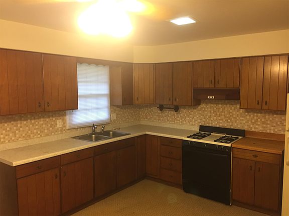 3rd image of 57 N Jane Dr APT 4