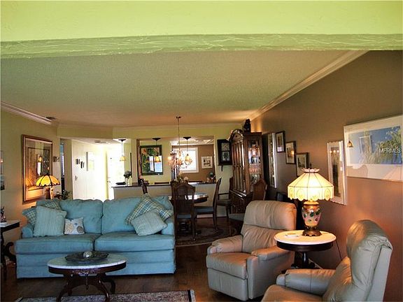 4th image of 4736 Independence Dr #4736