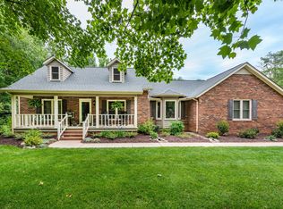 10220 Windtree Ln, Charlotte, NC 28215