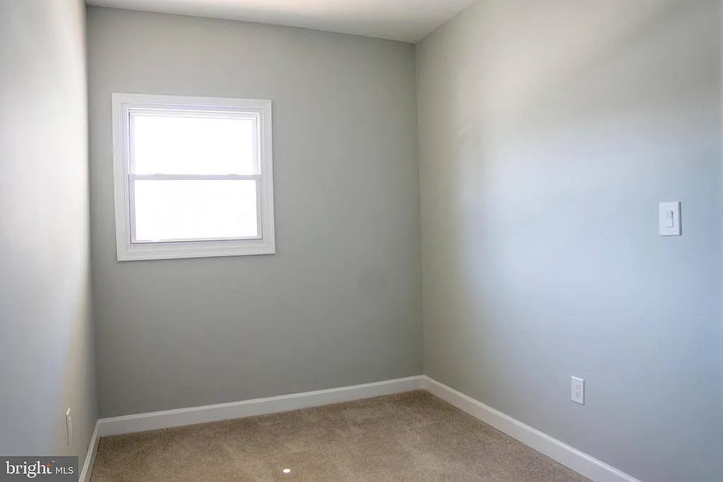 2 bed, 834 sqft, $1,700 — Photo 4