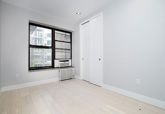 3rd image of 195 Stanton St #3C1