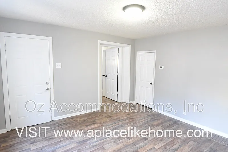 4 bed, 2.0 bath, 1349 sqft, $1,125 — Photo 4