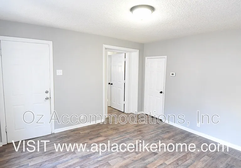 1408 N 2nd St — Photo 5