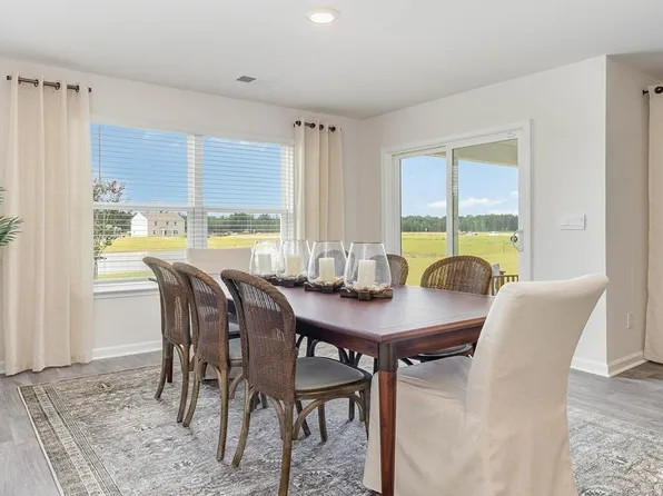 150 Country Grove Way, Galivants Ferry, SC 29544