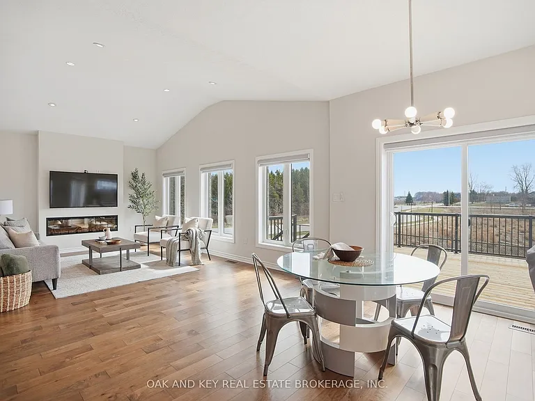 11 Bowman Dr — Photo 15