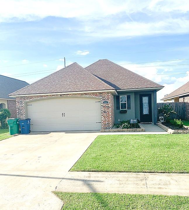 1st image of 803 Rolling Mill Ln