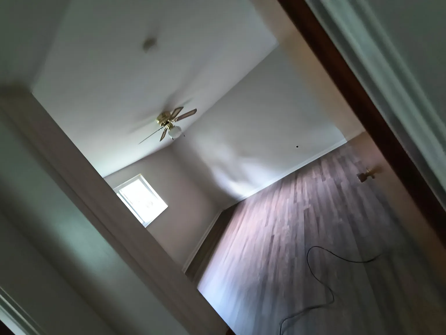 2 bed, $1,100 — Photo 4