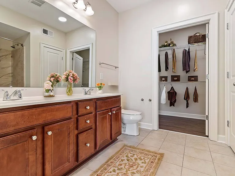 Ample space for your morning routine and more