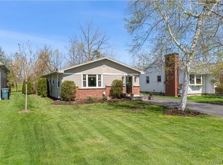 71 Sunset Dr, Niagara Falls, NY 14304
