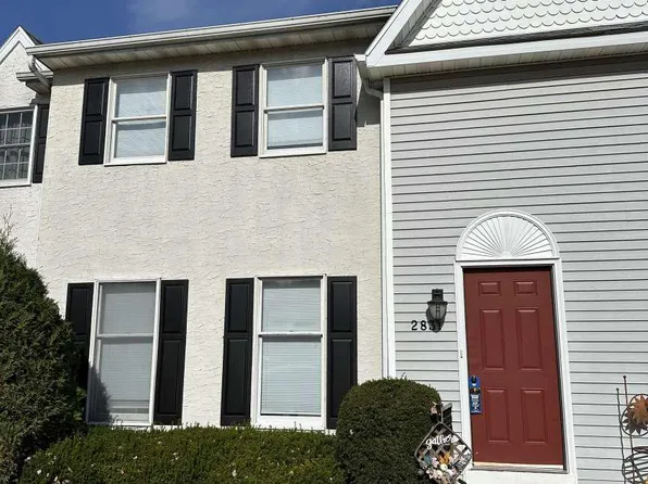 2831 Sturbridge Ct, Reading, PA 19608