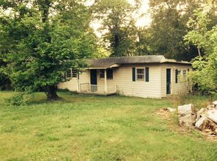 676 Victoria Rd, Woodstock, GA 30189