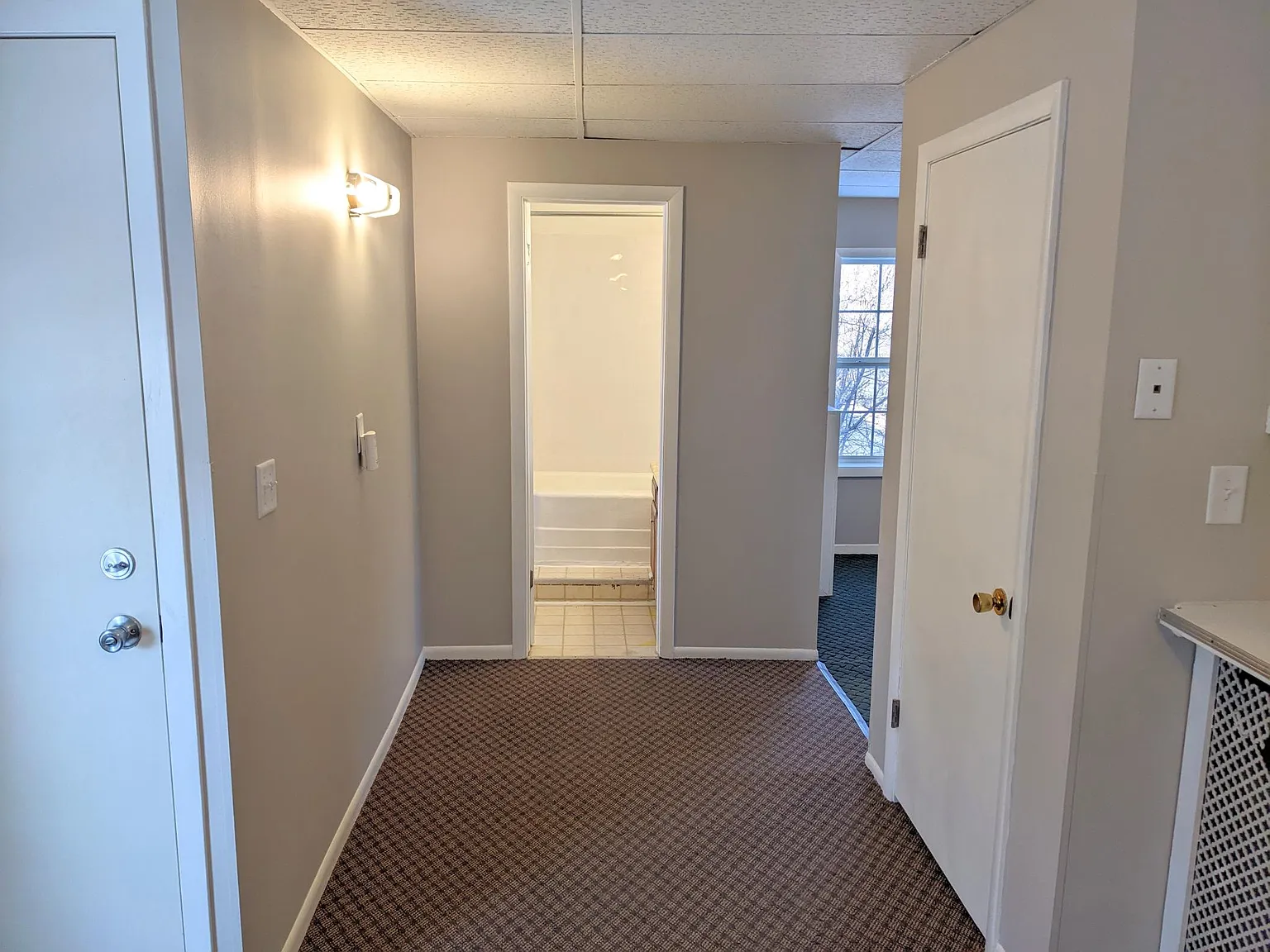 2 bed, 573 sqft, $920 — Photo 4