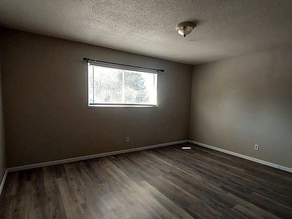 3rd image of 437 S 2nd St #C