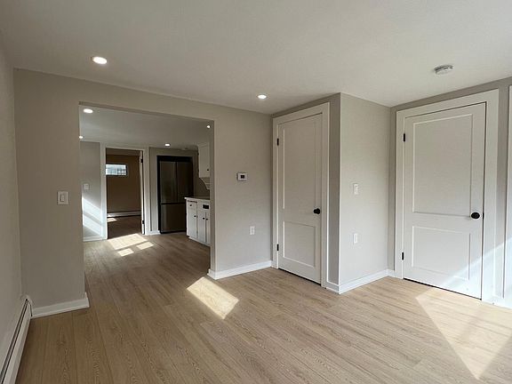 2nd image of 706 Hilliker Ct #1