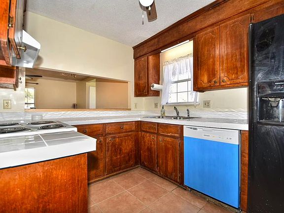 Kitchen with new oven/stove and new dishwasher