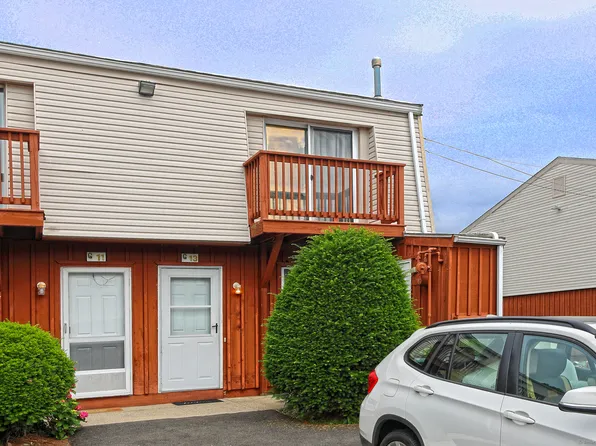 330 Short Beach Road APT G13, East Haven, CT 06512