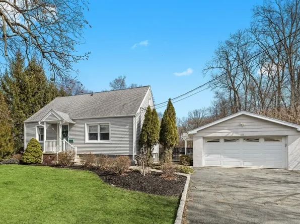28 New St, Pequannock Twp., NJ 07440
