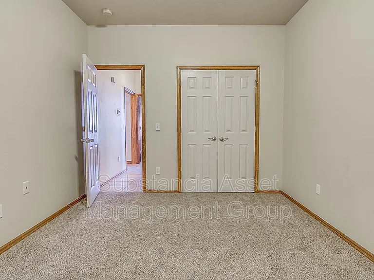 901 NE 26th Ct — Photo 25