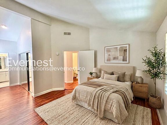 3rd image of 4455 Rockland Pl APT 21