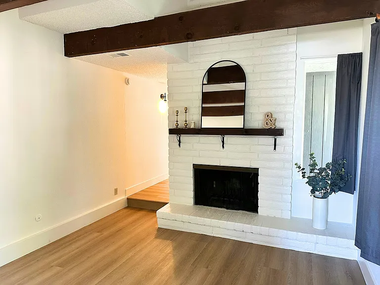 2831 Lillard Dr — Photo 5
