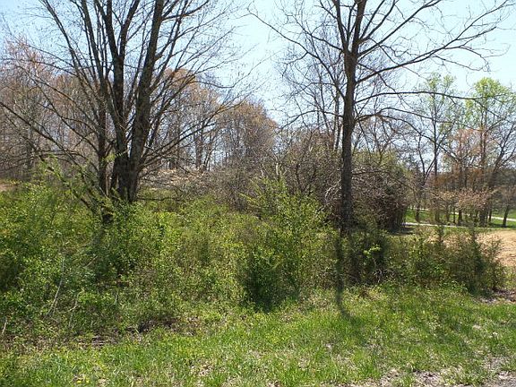 5th image of 4.00 Hill Cir