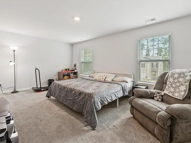 214 Ellie Way — Photo 22