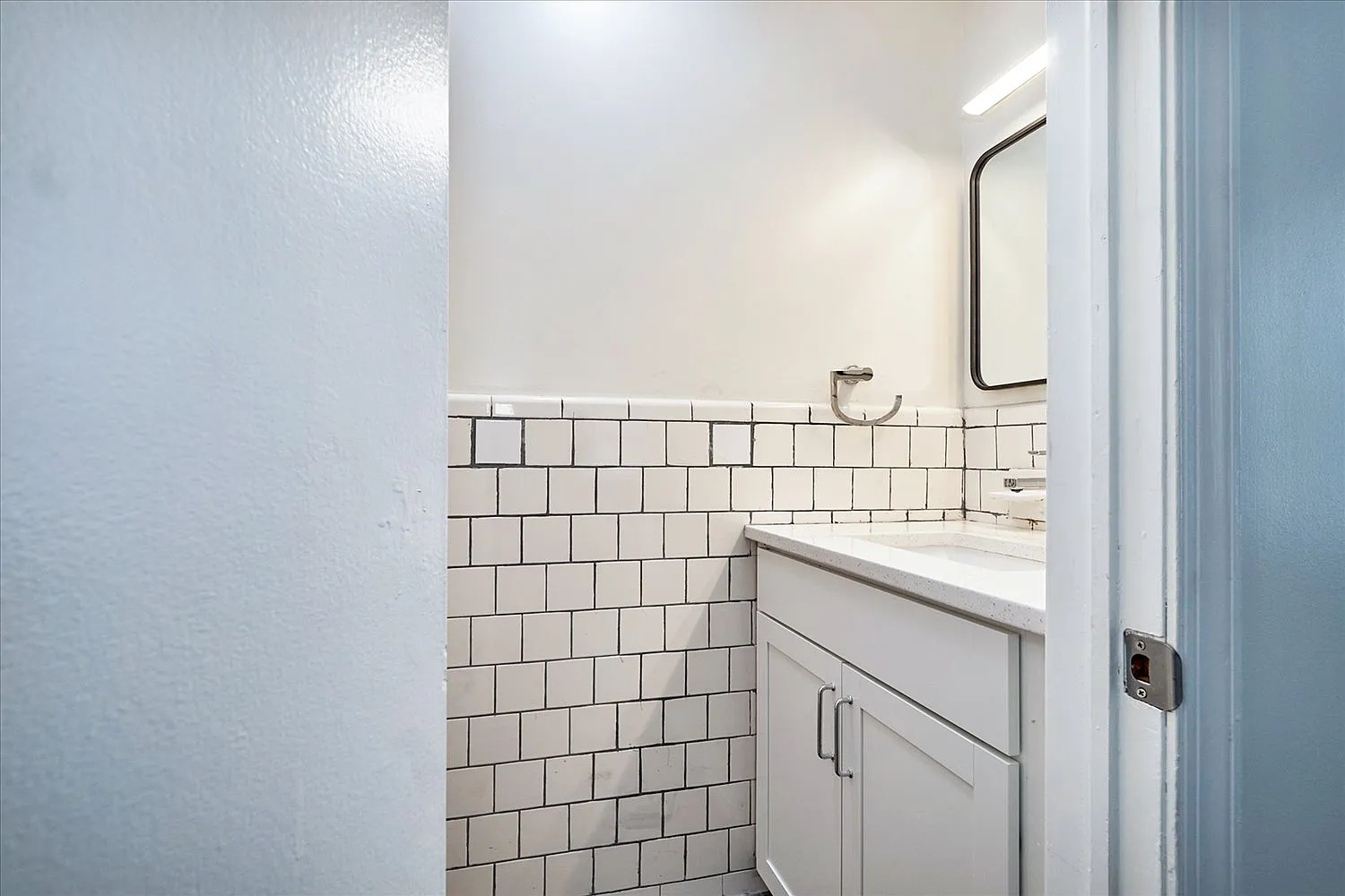 3 bed, 1.5 bath, $1,895 — Photo 2