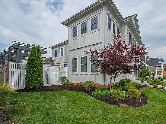 4th image of 2505 E Nora Hill Dr