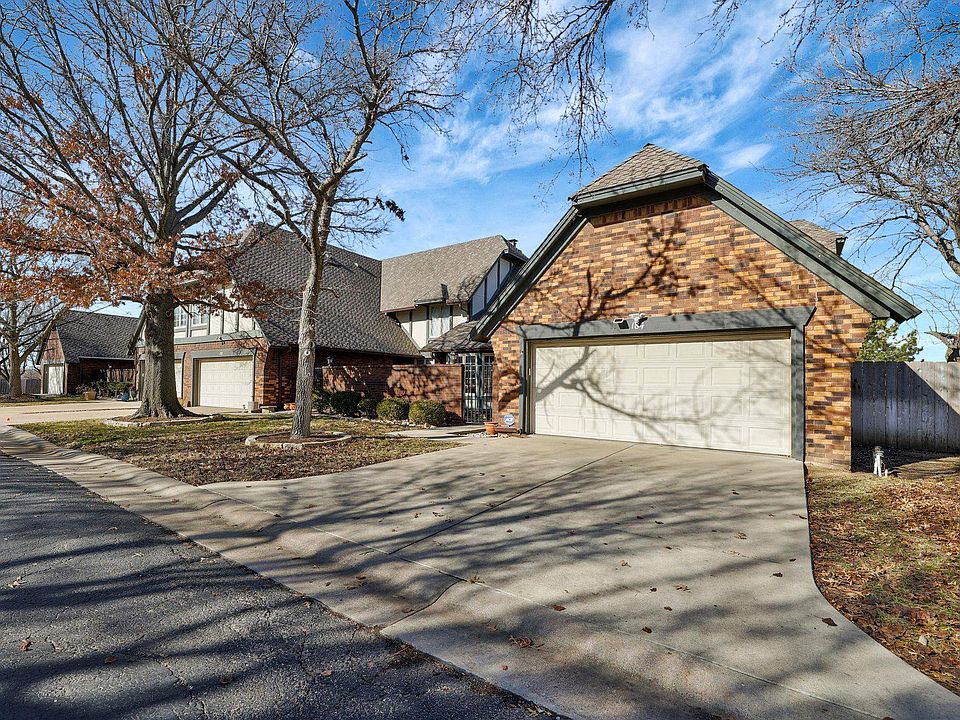2025 N Broadmoor St, Wichita, KS 67206 Zillow